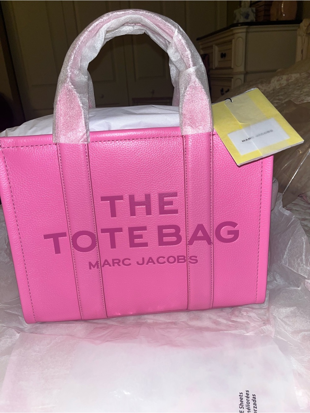 Marc Jacob’s Medium Leather Tote Bag in Bow Pink